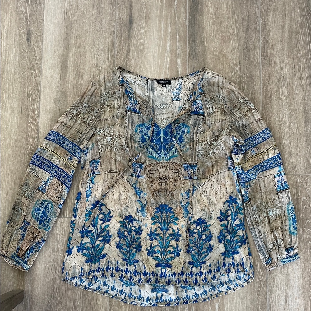 Tolani long sleeve blouse. Tan with royal blue floral detail.